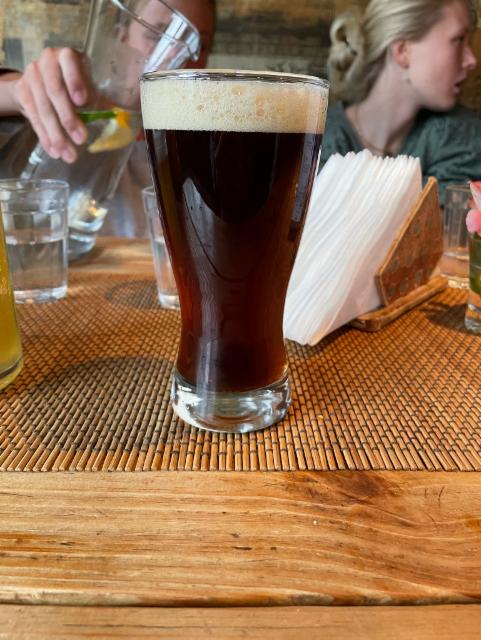 Chalten Amber lager 6.0%, Crafter, Argentina