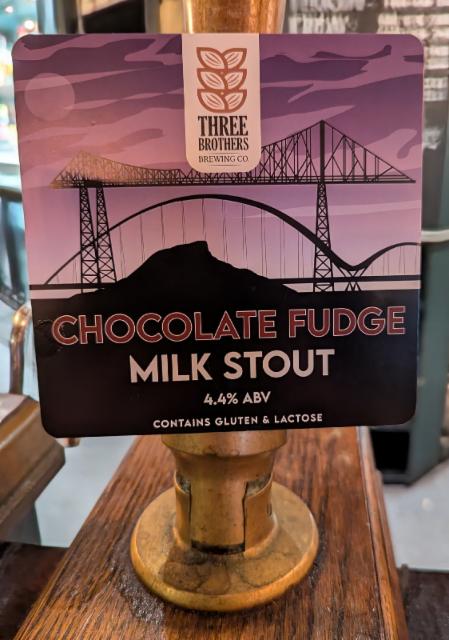 Chocolate Fudge 4.4%, Three Brothers Brewing Co, England
