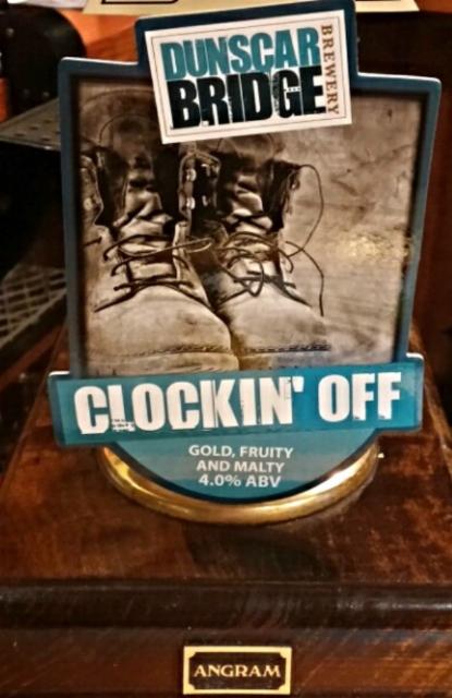 Clockin' Off 4.0%, Dunscar Bridge Brewery, England