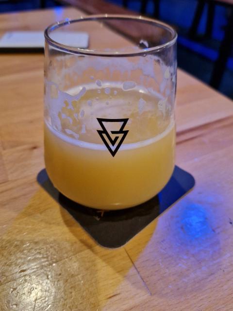colony drop 6.2%, Azvex Brewing Company, England