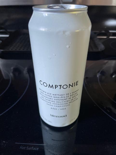 Comptonie, Menaud