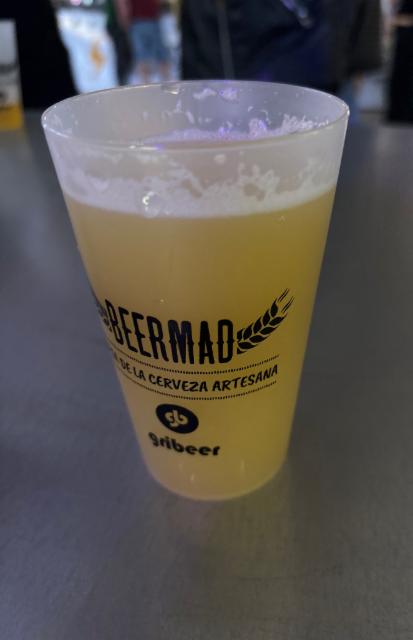 Cotilleo espacial, Labrador Brewery