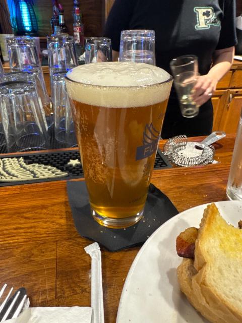 Cottontail Hollow 5.0%, Rusty Rail Brewing Company, United States