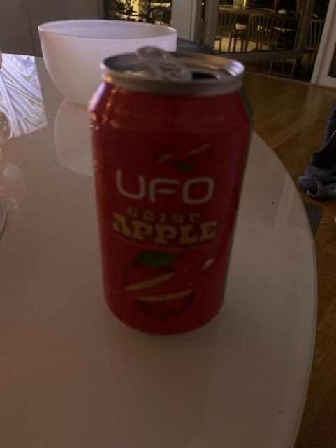 Crisp Apple, UFO