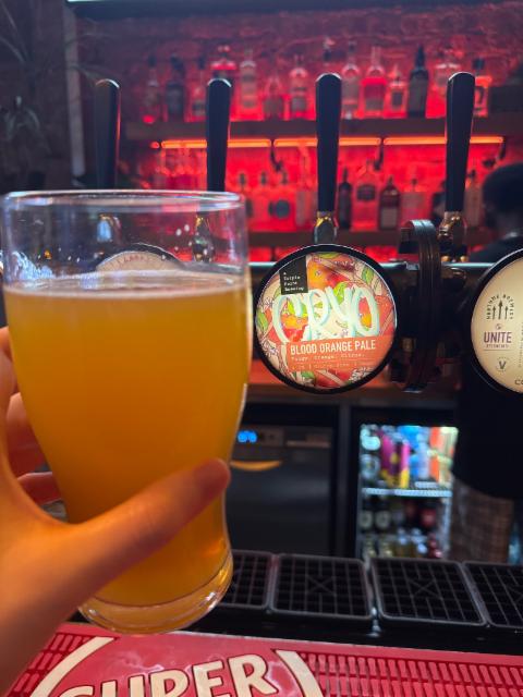 Cryo Blood Orange 4.2%, Triple Point Brewing, England