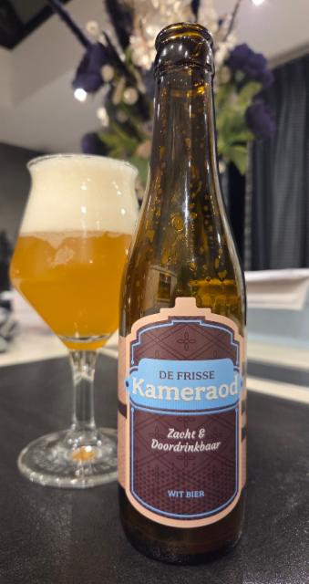 de frisse Kameraod 6.5%, Kameraod Brouwers, Netherlands