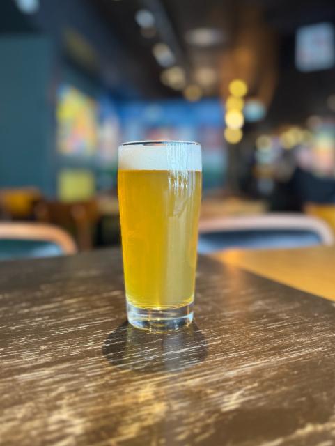 De l'autre côté V.9 6.7%, Messorem, Canada