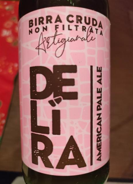 delíra american pale ale 5.5%, italian craft brewery, Italy