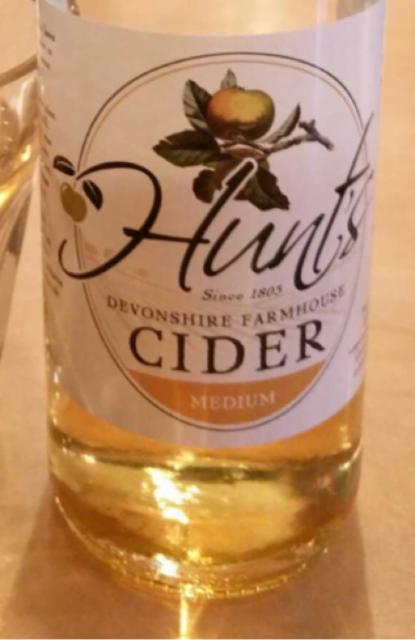 Devonshire Farmhouse Cider : Medium 6.0%, Hunts Cider, England