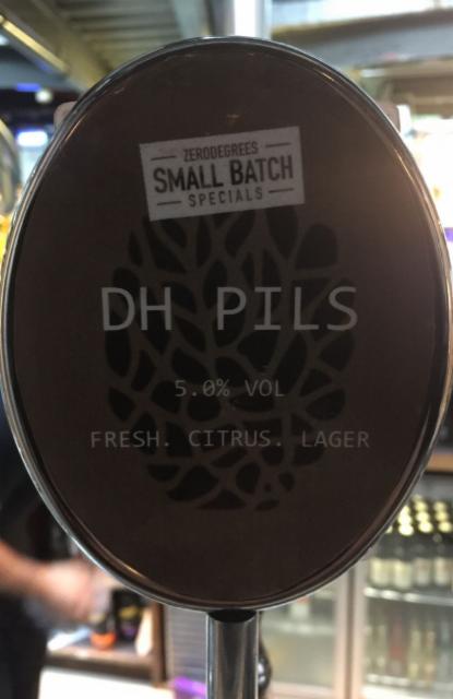 DH Pils 5.0%, Zerodegrees, England