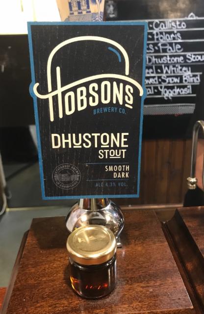 Dhustone Stout 4.3%, Hobsons Brewery, England