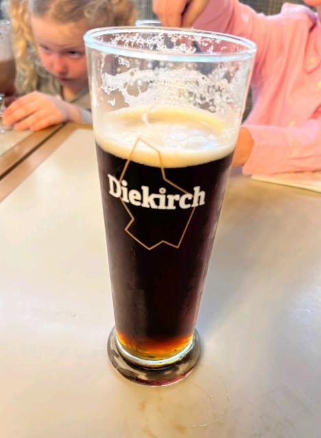 Diekirch Brune 4.8%, Brasserie de Luxembourg Mousel-Diekirch (InBev), Luxembourg