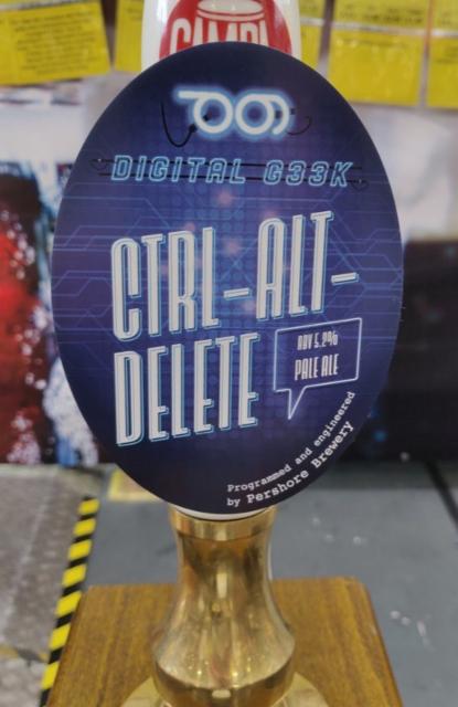 Digital Geek - Ctrl-Alt-Delete 5.2%, Pershore Brewery, England