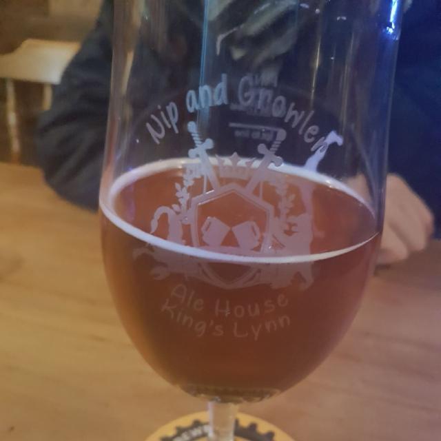 Division Bell 4.1%, 3 blind mice, England