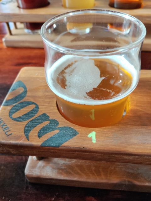 Dom Hefeweizen 5.2%, Kanavan Panimo, Finland