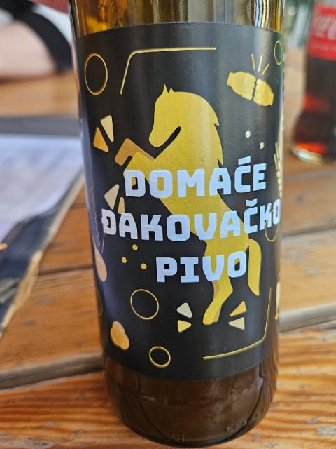 Domaće dakovačko pivo 5.2%, Black Hat Craft Brewery, Đakovo, Croatia