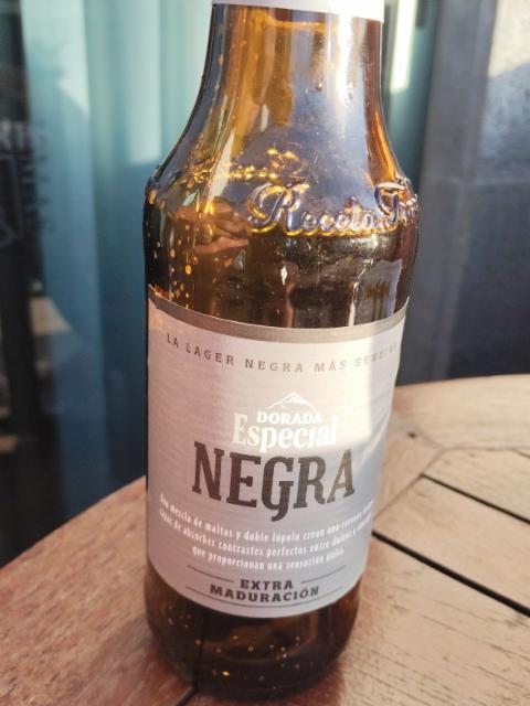 dorada especial negra extra maturacion, Monday's Compañia Cervecera
