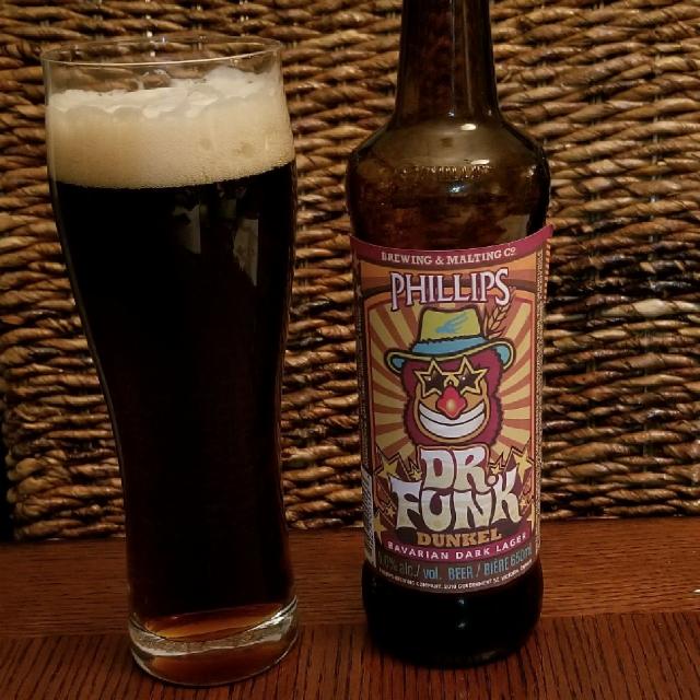Dr. Funk Dunkel 5.0%, Phillips Brewing & Malting Co., Canada