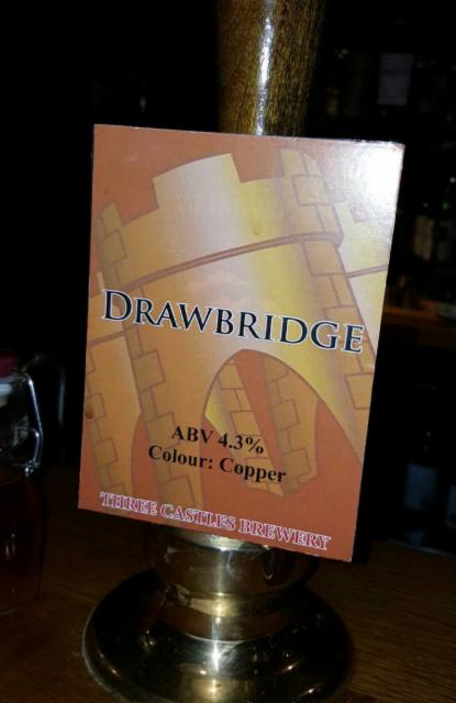 Drawbridge 4.3%, Three Castles Brewery, England