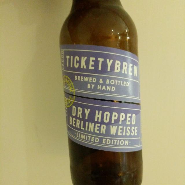 Dry hopped Berliner Weisse, The Ticketybrew Company, England