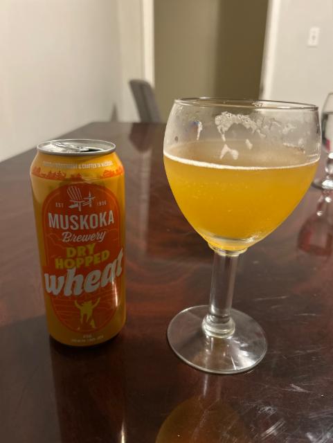 Dry Hopped Wheat 4.8%, Muskoka Brewery, Canada