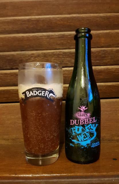 Dubbel Funky Way 7.6%, Cervejaria Wäls (AB InBev), Brazil
