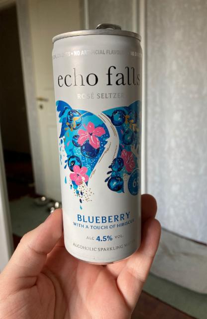 Echo Falls Rosé Seltzer Blueberry 4.5%, Accolade Wines, England