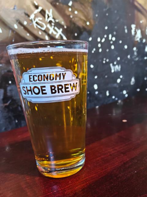 Economy Shoe Brew 5.0%, Economy Shoe Shop, Canada