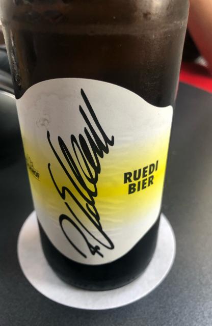 Eichhoff Ruedi 4.8%, Brauerei Eichhof (Heineken), Switzerland