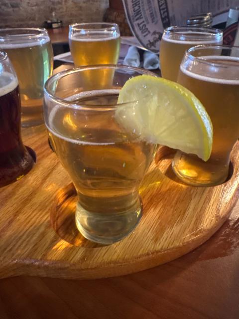 El montanista 4.6%, Parkersburg brewing co, United States