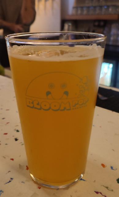 equinoxe, Bloom Pop brew pub