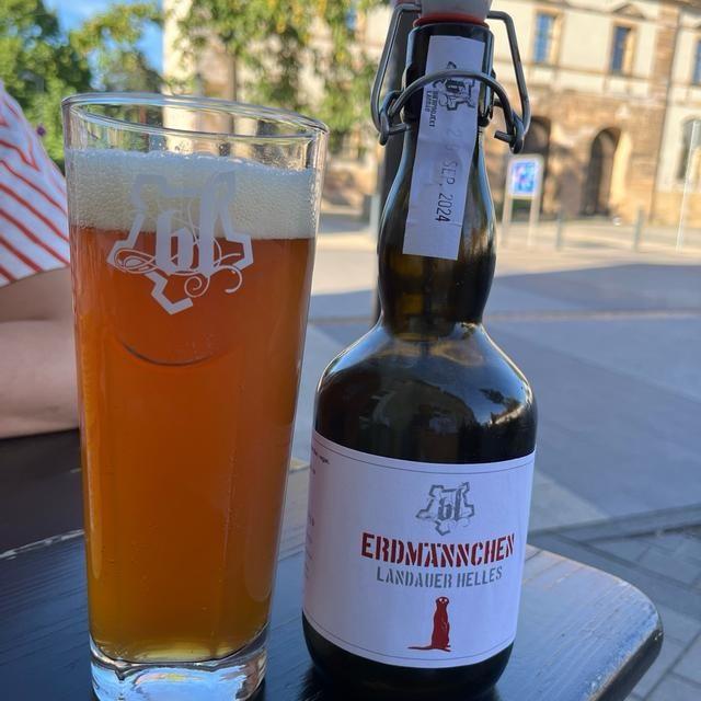 Erdmännchen Landauer Helles 4.6%, BierProjekt Landau eG, Germany