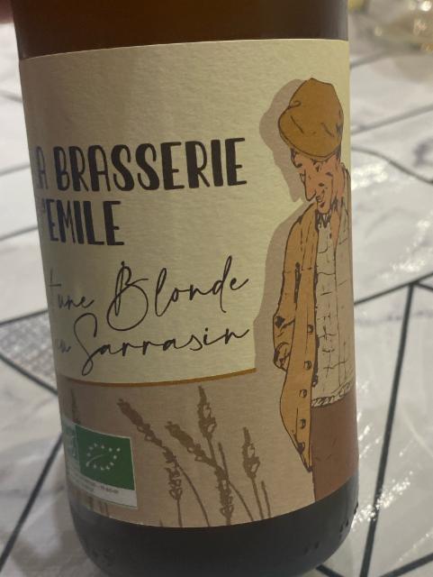 Émile Et Une Blonde Au Sarrasin, La Brasserie D'Émile
