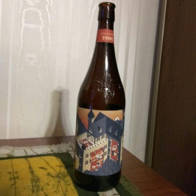 Farm Table Series Dunkel 5.7%, Beau's All Natural Brewing Company, Canada