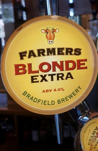 Farmers Blonde Extra 4.0%, Bradfield Brewer, England