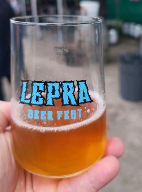 Farmhouse Nectarine Sorachi Saison, Cult Of Oak