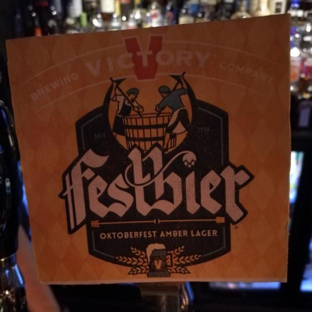 Festbier Oktoberfest amber lager 5.6%, Victory Brewing Company, United States