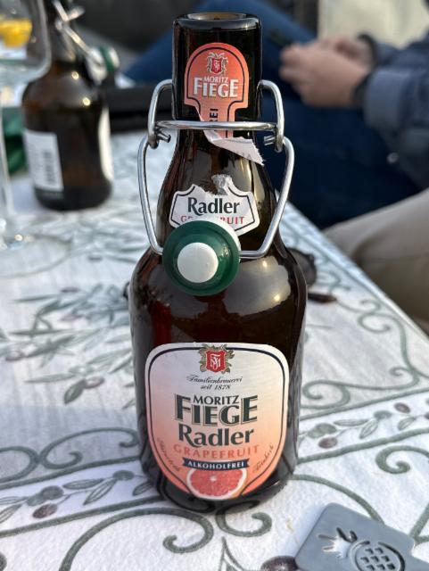 Fiege grapefruit alkoholfrei, Privatbrauerei Moritz Fiege