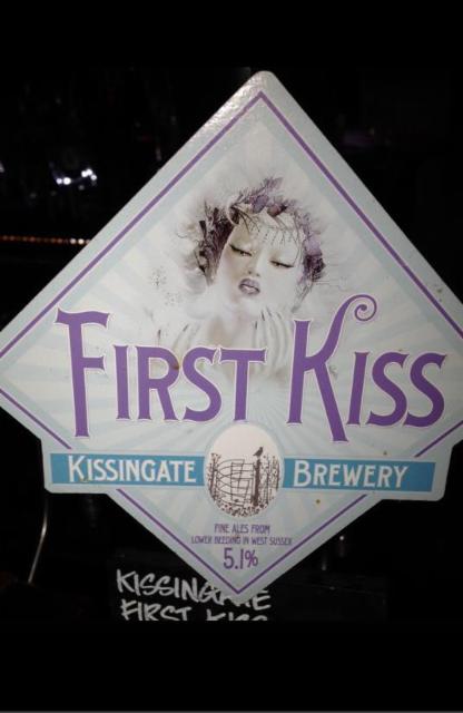 First Kiss 5.1%, Kissingate Brewery, England