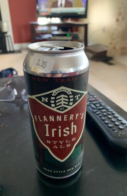 Flannery's Irish Style Ale 5.5%, New Trail Brewing Co, United States