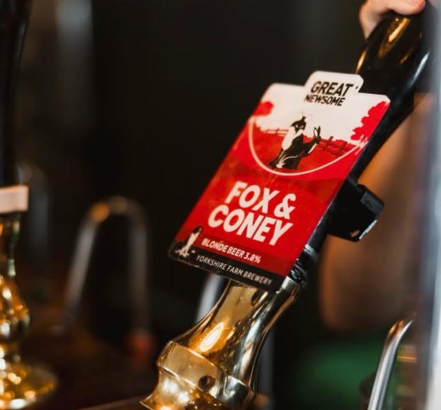 Fox and Coney Blonde Ale, Great Newsome Brewer
