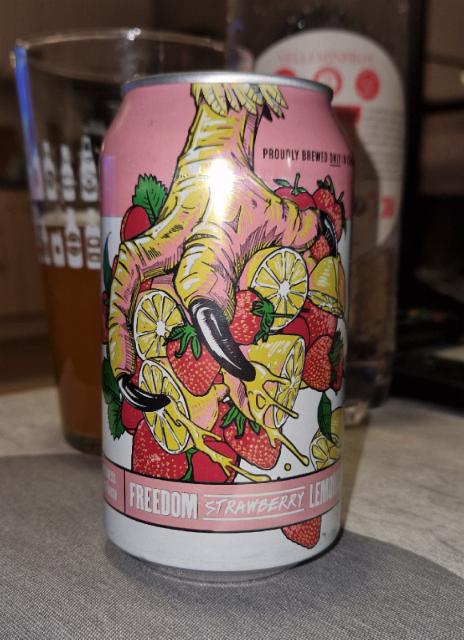 freedom strawberry lemonade 4.6%, Revolutions Brewing, England