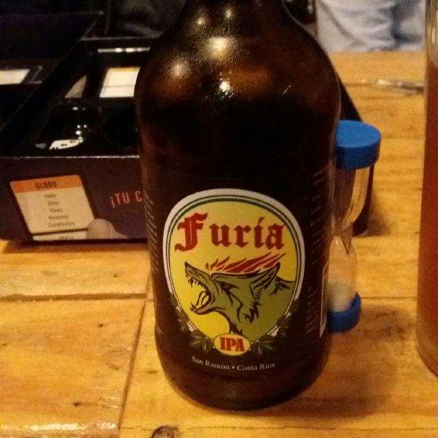 Furia 6.4%, Manada Coyote Cerveza Artesanal, Costa Rica