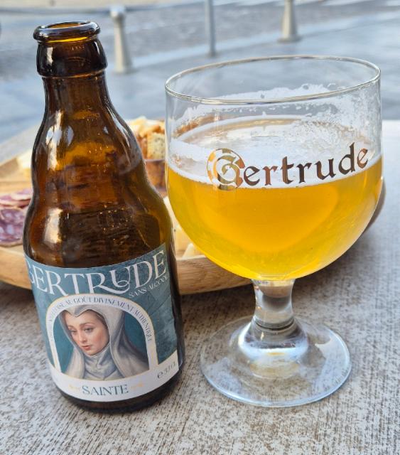 Gertrude Sainte 0.3%, Monstruo, Belgium