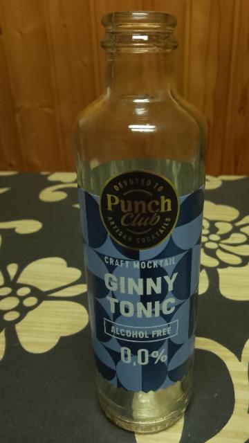 Ginny tonic, Punch club