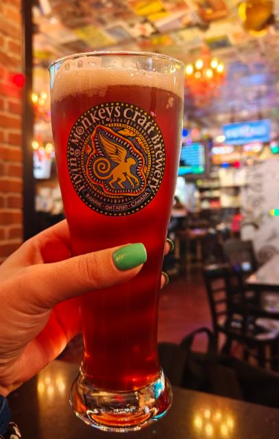 Gløgg Kirsebær 4.1%, Flying Monkeys Craft Brewery, Canada