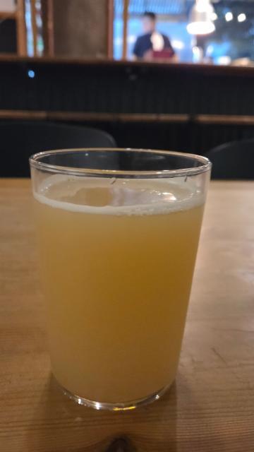 Gossip Whispers Tales 6.1%, Breta Brewing co., Romania