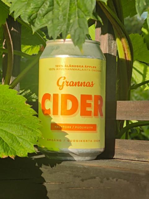 grannas cider halvtorr (2024), Grannas
