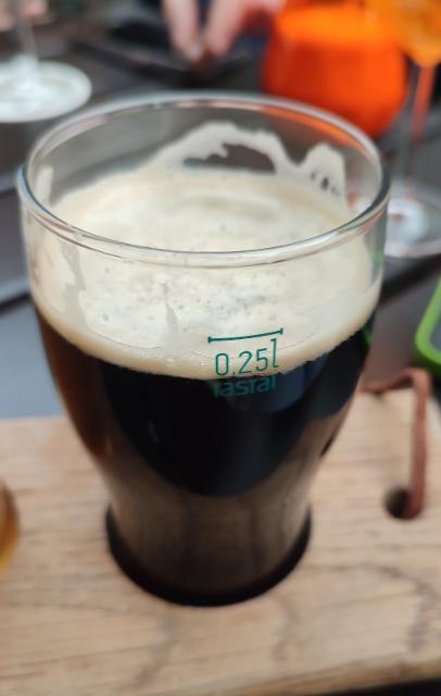 grünerstout 4.3%, Grünerløkka Brygghus, Norway