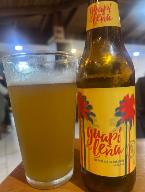 Guapileña 4.5%, La Finca Brewing Co., Costa Rica